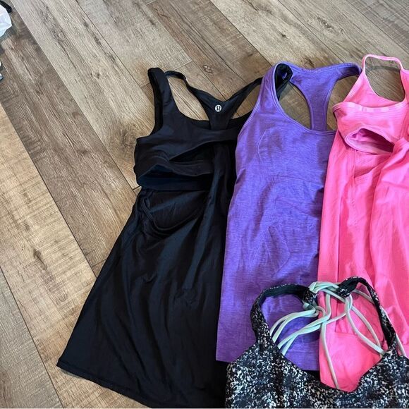 Lululemon bundle of tank tops and sport bra size 4 - Picture 2 of 4